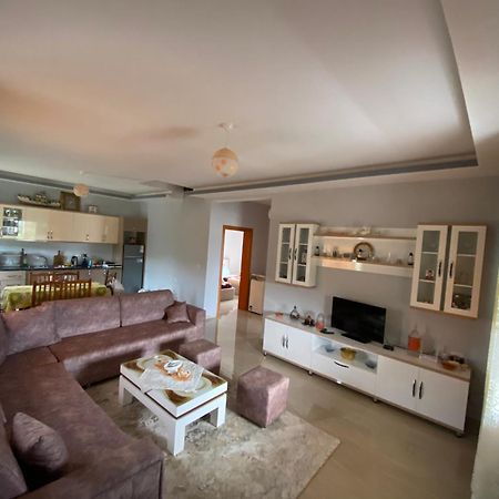Villa Romario Берат Екстериор снимка