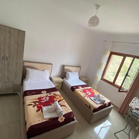 Villa Romario Берат Екстериор снимка