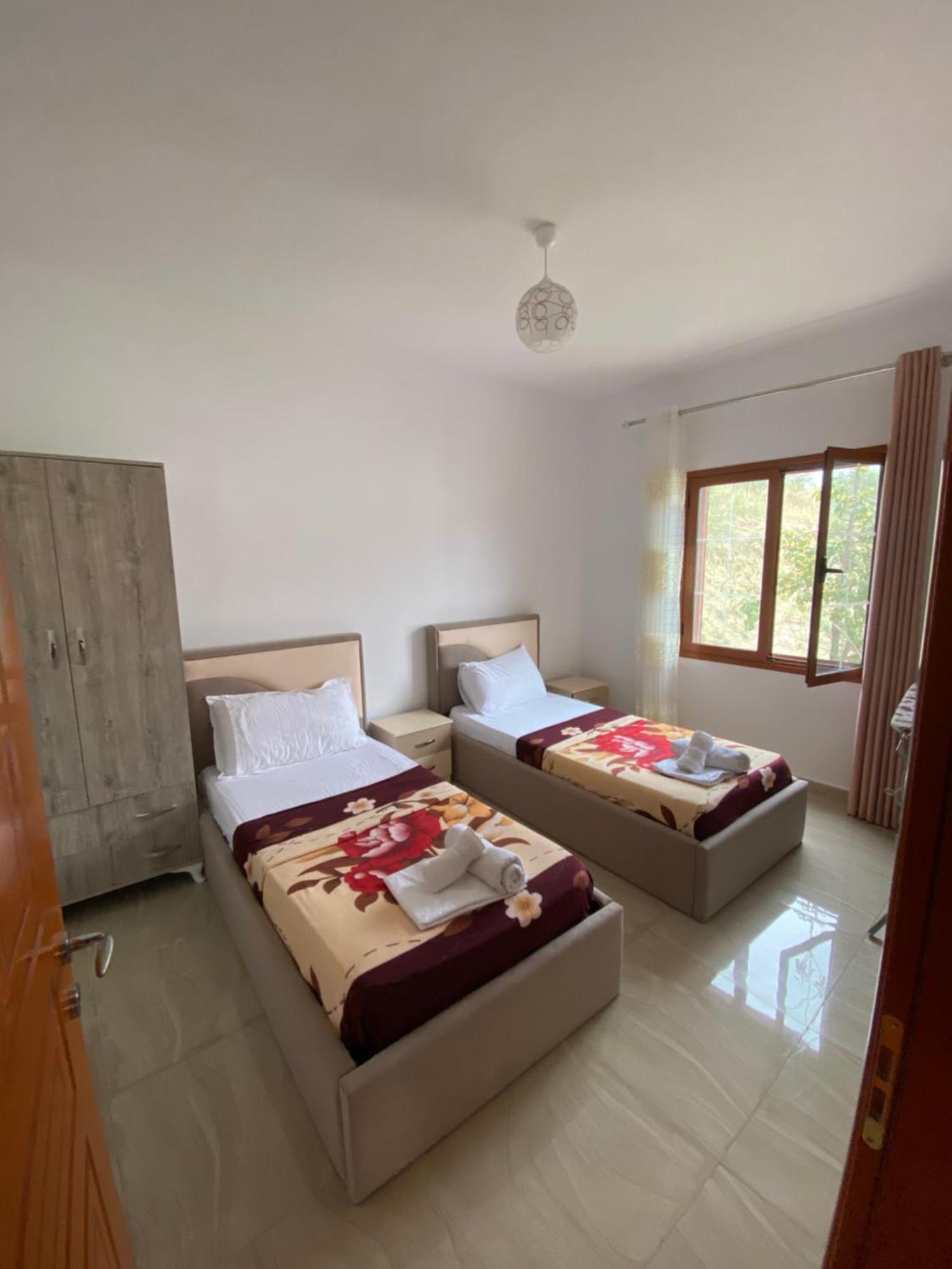 Villa Romario Берат Екстериор снимка